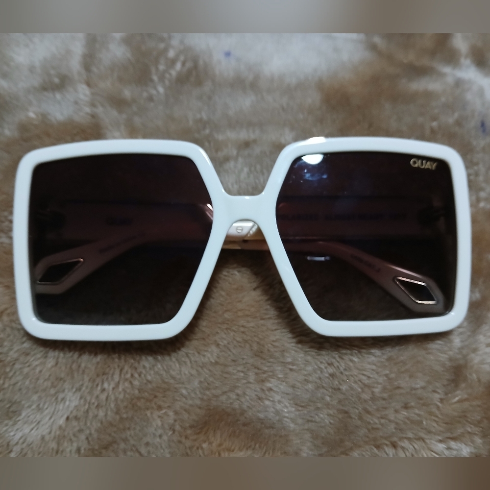 Quay Australia White Square Sunglasses